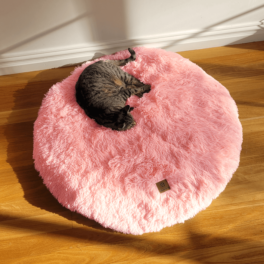 Round Shaggy Faux Fur Calming Pet Mat Ombre Pink 6 Round Shaggy Faux Fur Calming Pet Mat Ombre Pink