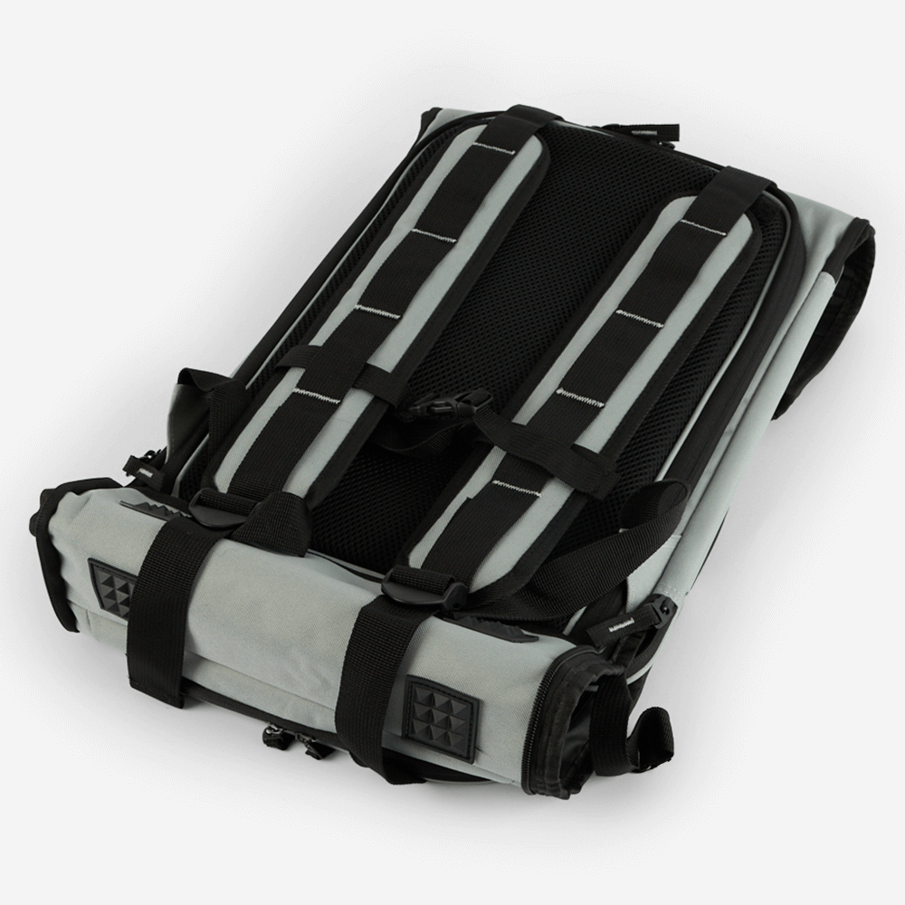 Pet Backback With Expandable Front Pouch 4 Pet Backback With Expandable Front Pouch